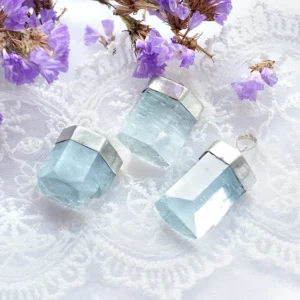 超光透亮六面柱海水蓝宝银坠饰6~10g (随机出货)